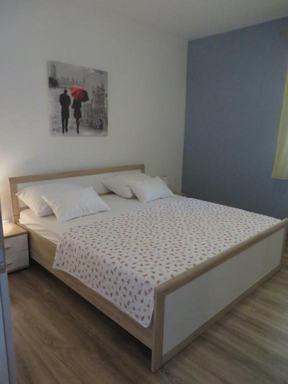 Banic Apartments With Pool Biograd Na Moru Exterior foto